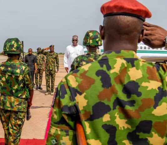 Gov AbdulRazaq receives additional NAF’s Diamond-62 aircraft in Ilorin