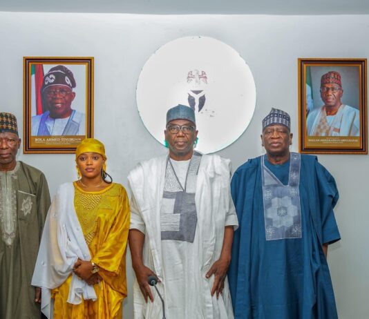 Kwara Gov swears-in, sets agenda for new commissioner Nafisat Buge, others