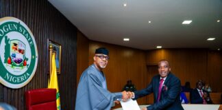 Governor Abiodun Swears-in 20th HoS, Promises Better Civil Service