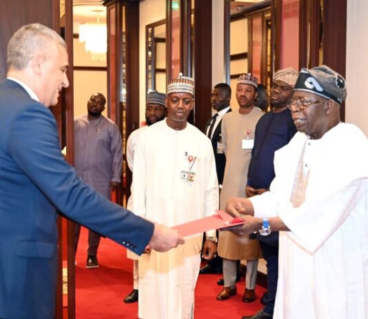 Tinubu Meets Envoys from Pakistan, Greece, Egypt, Says ‘We Must Do More To Stop Extremists’