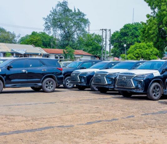 Kwara State Elevates Judicial Comfort: Governor Presents Top-of-the-Range Vehicles to High Court Judges