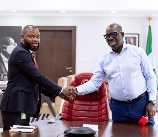 Obaseki hails Edo worker nominated as Nigeria’s best e-procurement officer