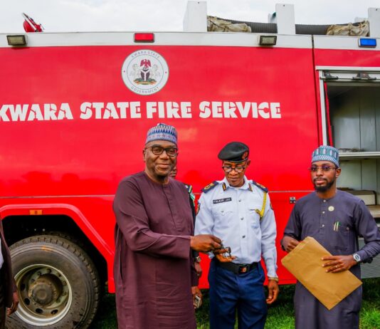 Gov AbdulRazaq presents new truck to Kwara Fire Service